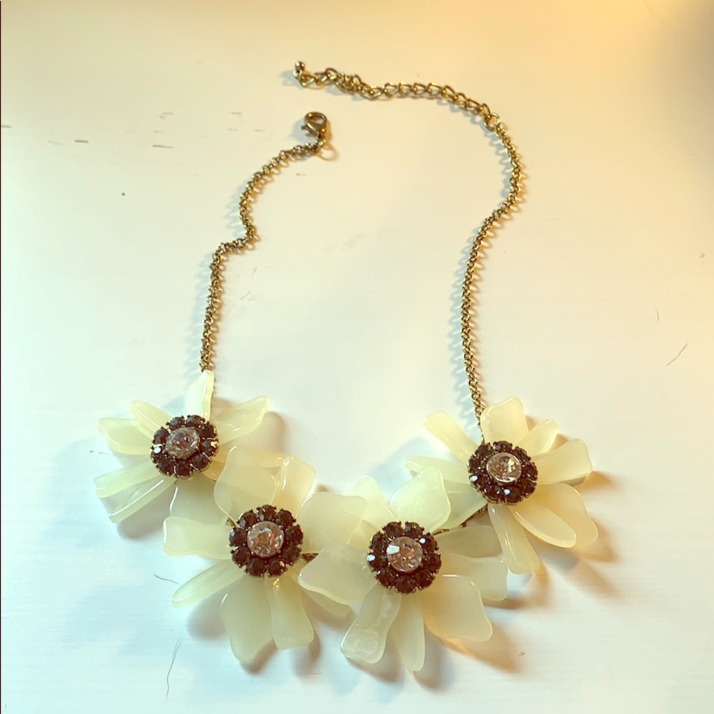 Flower necklace